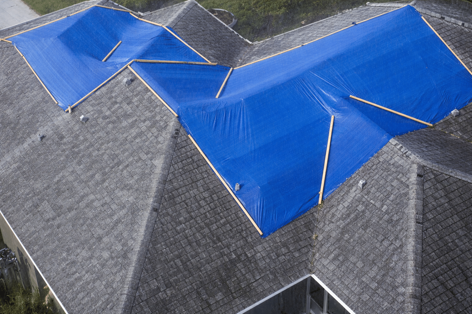 Emergency Roofing Services - Emergency Roof Repair
