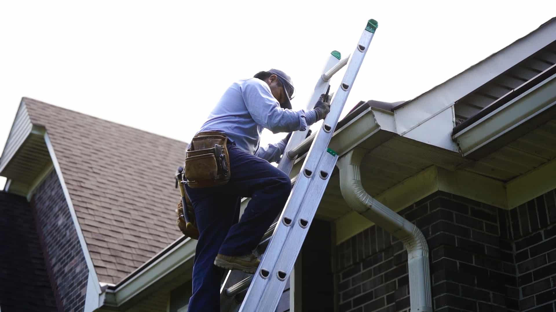 A man working on a roof in murfreesboro tn