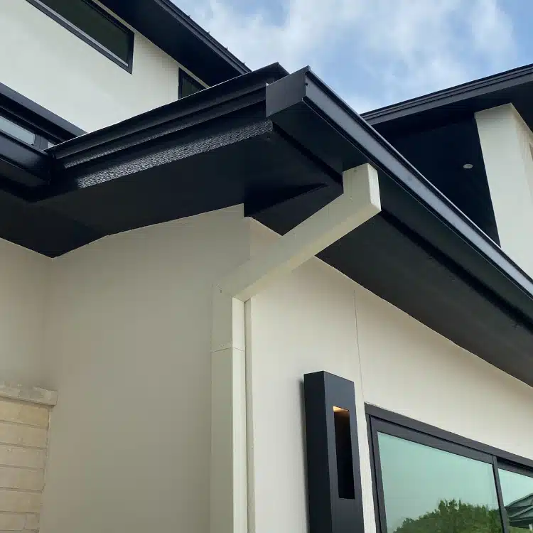 Roof Eaves - Apron Flashing